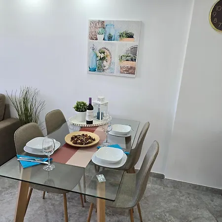 Exclusive Eden, Marble Floor, Luxury Bathroom, Heated Pool, Close To Centre, Sea View, Balcony Apartament