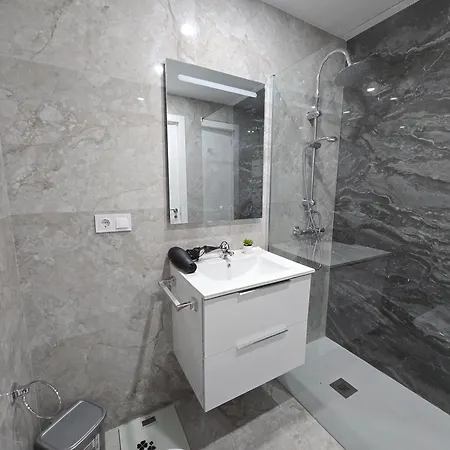Exclusive Eden, Marble Floor, Luxury Bathroom, Heated Pool, Close To Centre, Sea View, Balcony * לוס כריסטיאנוס
