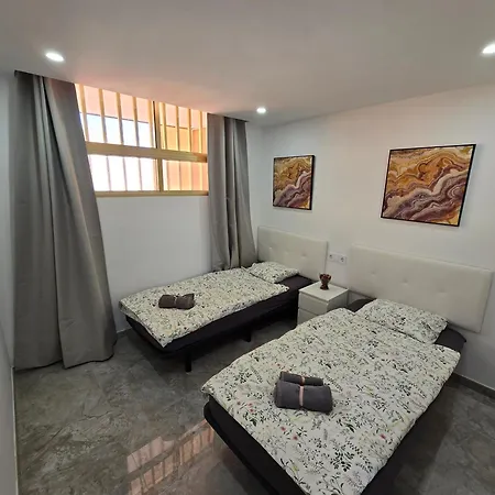 Διαμέρισμα Exclusive Eden, Marble Floor, Luxury Bathroom, Heated Pool, Close To Centre, Sea View, Balcony