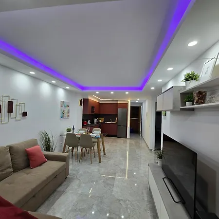 Exclusive Eden, Marble Floor, Luxury Bathroom, Heated Pool, Close To Centre, Sea View, Balcony Διαμέρισμα Los Cristianos (Tenerife)