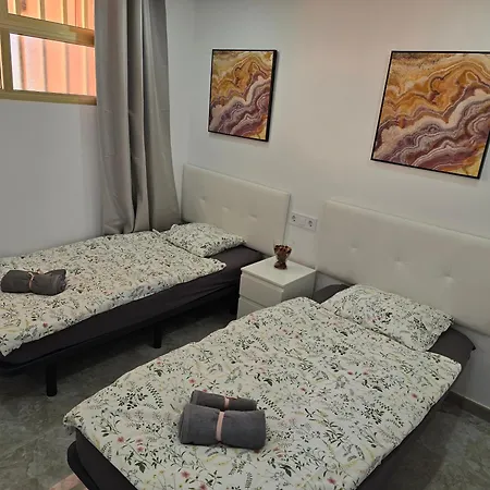 Exclusive Eden, Marble Floor, Luxury Bathroom, Heated Pool, Close To Centre, Sea View, Balcony Los Cristianos (Tenerife)